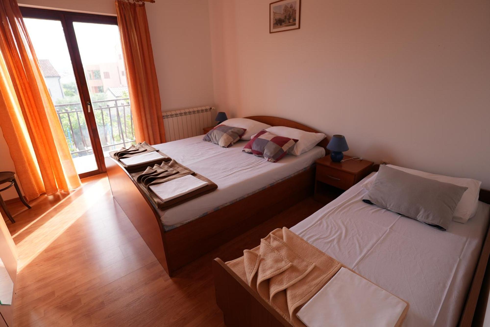 Apartments Perina Šibenik Buitenkant foto